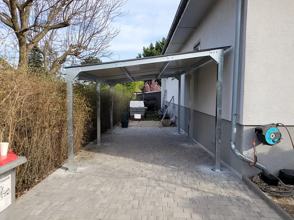 Carports in vielen Variationen