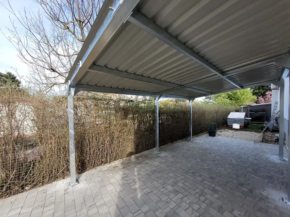 Carports in vielen Variationen