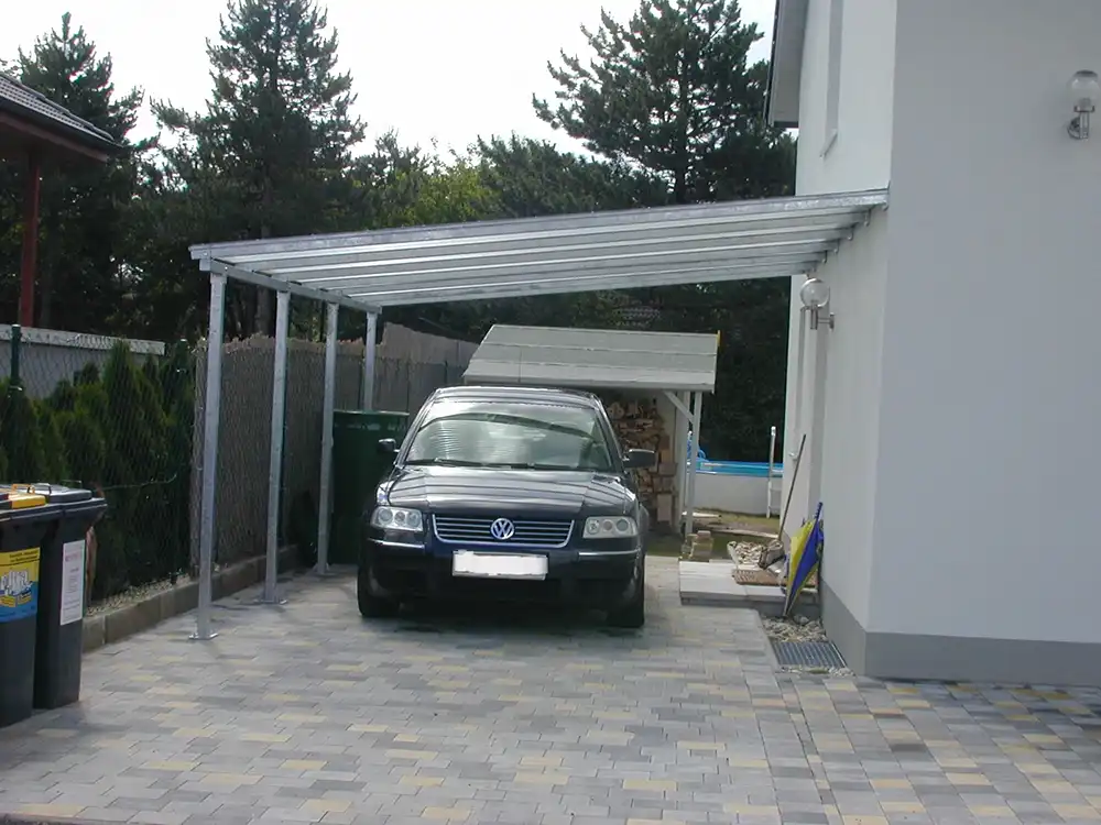 Carports in vielen Variationen